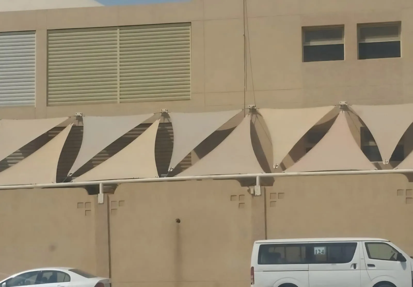 صورة إضافية